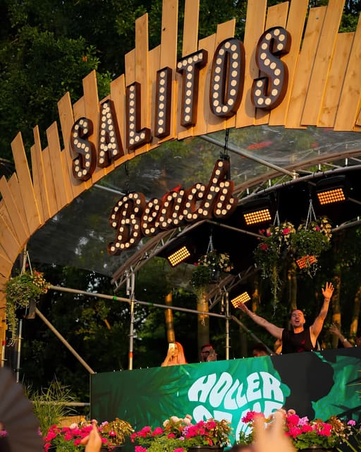 SALITOS Beach ampullü tabela
