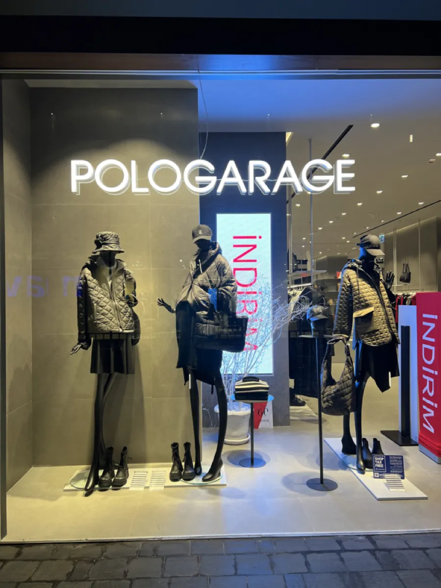 Polo Garage iç mekan tabela detayı